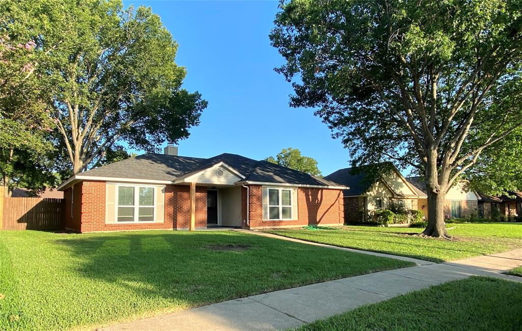 4010 Drakestone Avenue, Rowlett, TX 75088 Compass