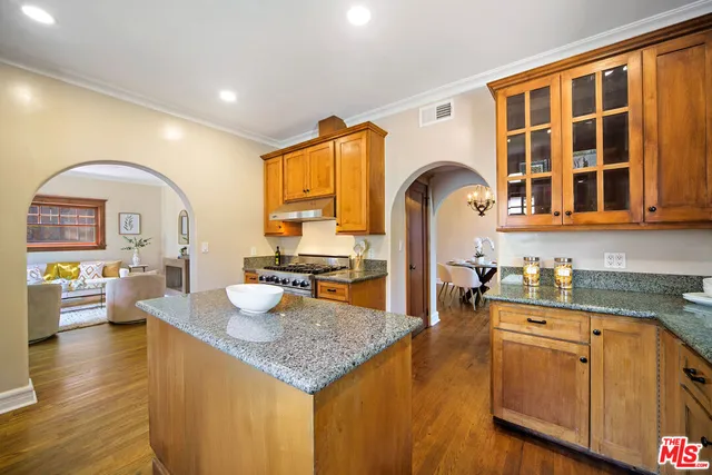 $2,750,000 | 588 North Gower Street, Los Angeles, CA 90004