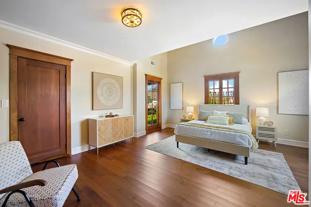 $2,750,000 | 588 North Gower Street, Los Angeles, CA 90004