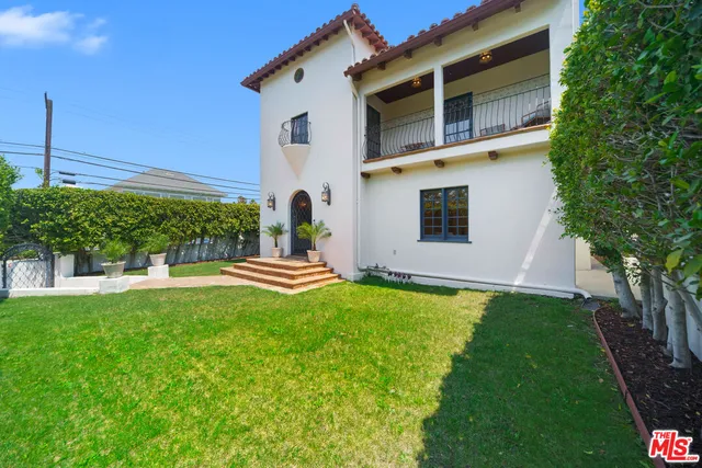 $2,750,000 | 588 North Gower Street, Los Angeles, CA 90004