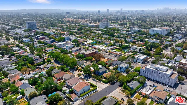 $2,750,000 | 588 North Gower Street, Los Angeles, CA 90004