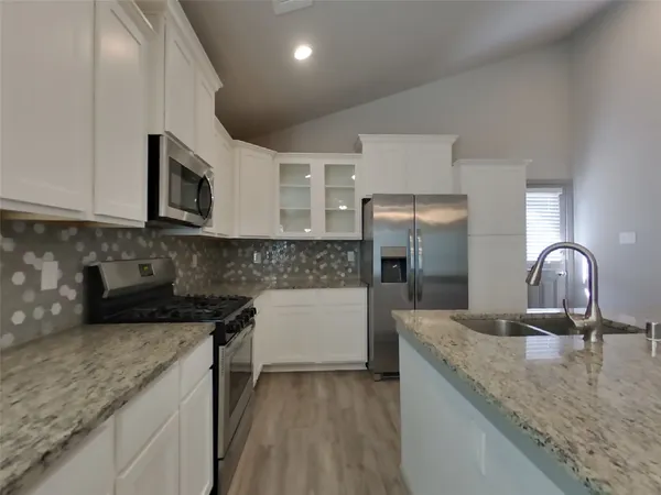 $1,749 | 9845 Glen Brook Lane, Magnolia, TX 77354