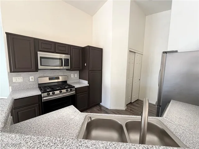 $1,633 | 6520 Bucking Horse Lane, Unit 101, Henderson, NV 89011