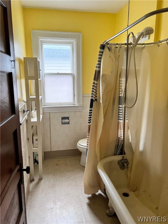 31 Indian Church Road Buffalo, NY 14210 - Photo 12 of 16 upper bath