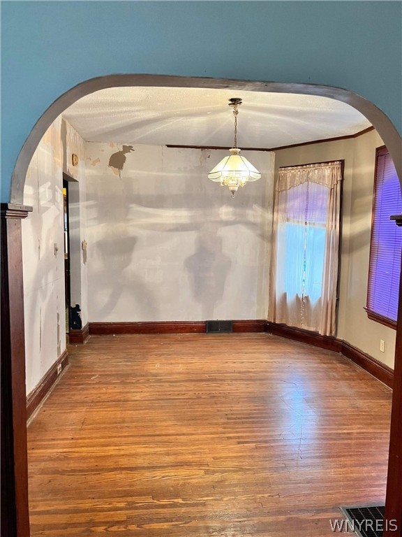 31 Indian Church Road Buffalo, NY 14210 - Photo 4 of 16 lower dining room