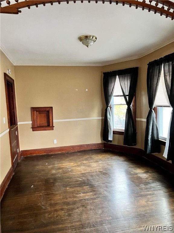 31 Indian Church Road Buffalo, NY 14210 - Photo 10 of 16 upper dining room