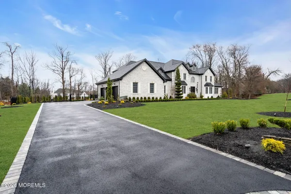 $2,785,000 | 8 Saxon Court, Freehold, NJ 07728
