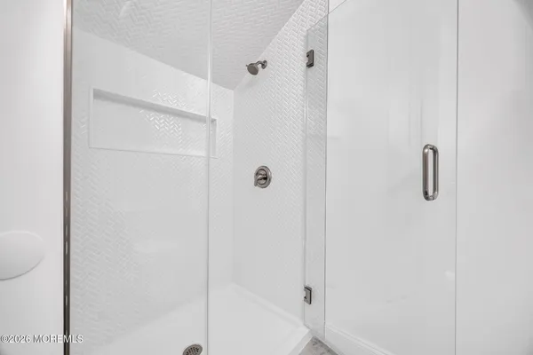 $2,785,000 | 8 Saxon Court, Freehold, NJ 07728