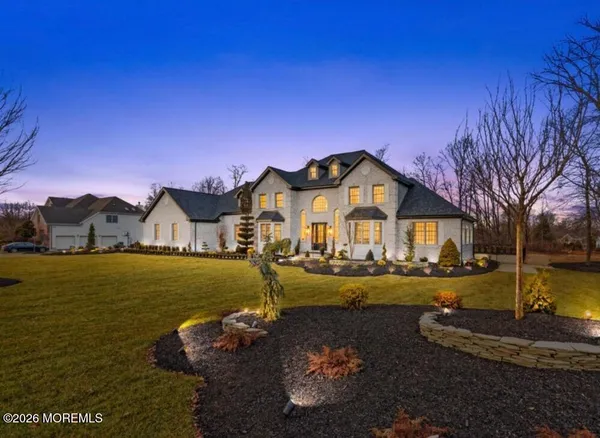 $2,785,000 | 8 Saxon Court, Freehold, NJ 07728