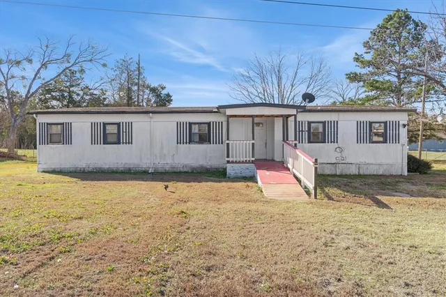 a view of entryway with front door