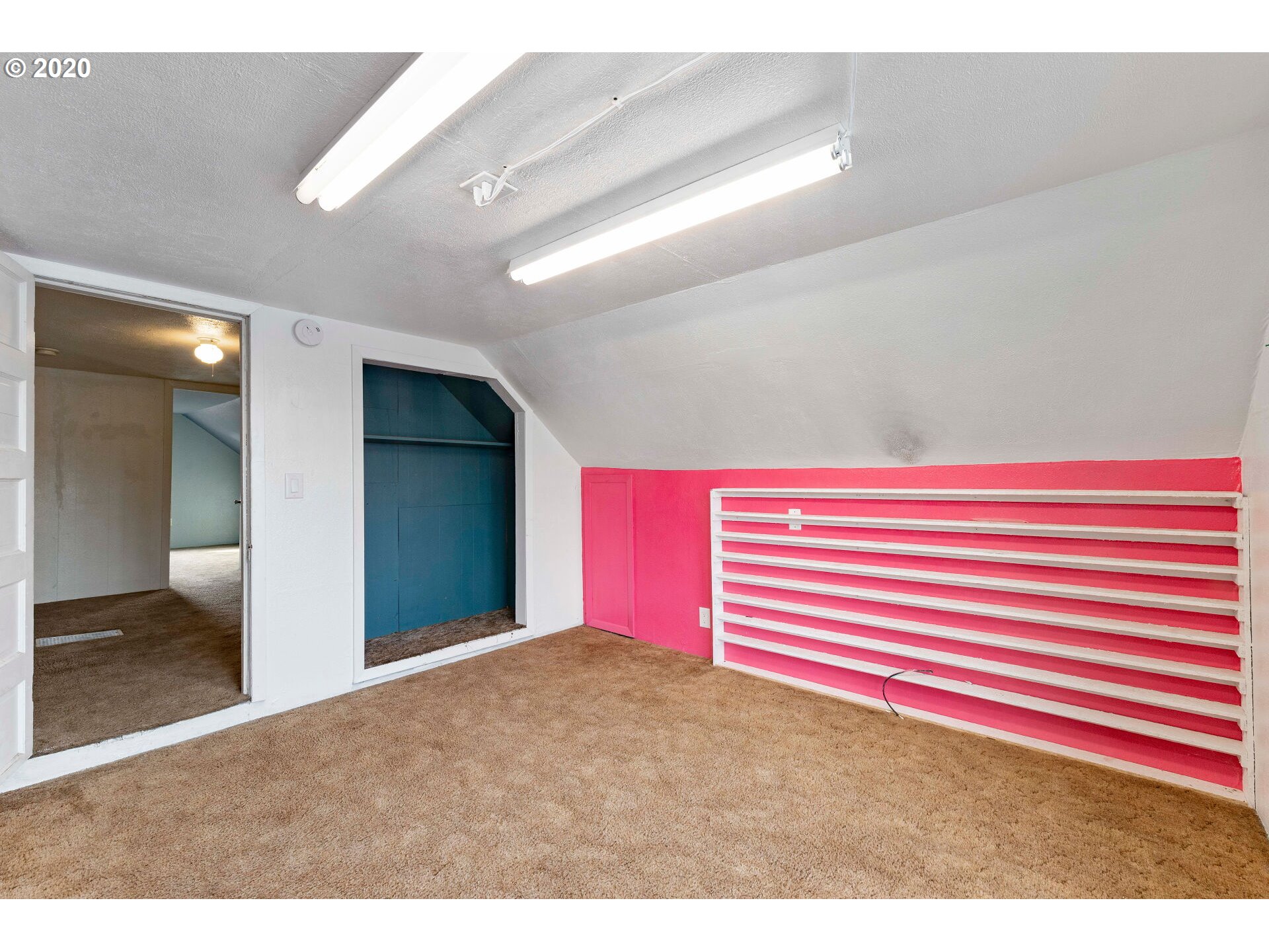 216 Northeast Polk Station Road Dallas, OR 97338 - Photo 28 of 31 Gallery Image 28
