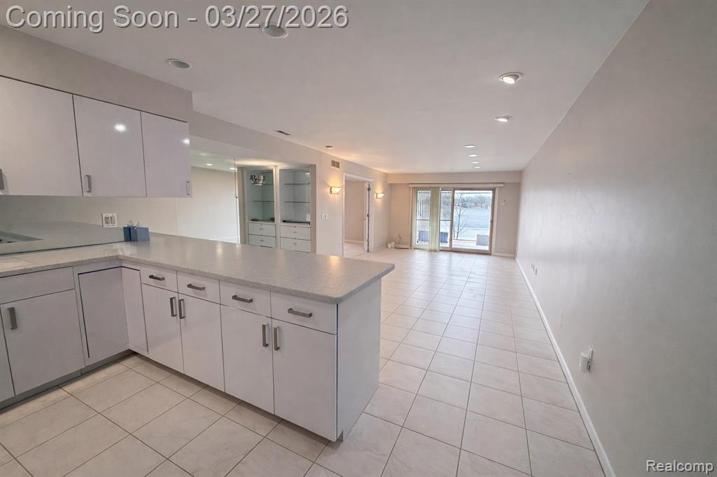 1932 Klingensmith Road Bloomfield Hills, MI 48302 - Photo 17 of 27