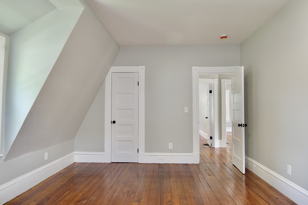 43 Princeton Street Springfield, MA 01109 - Photo 36 of 41