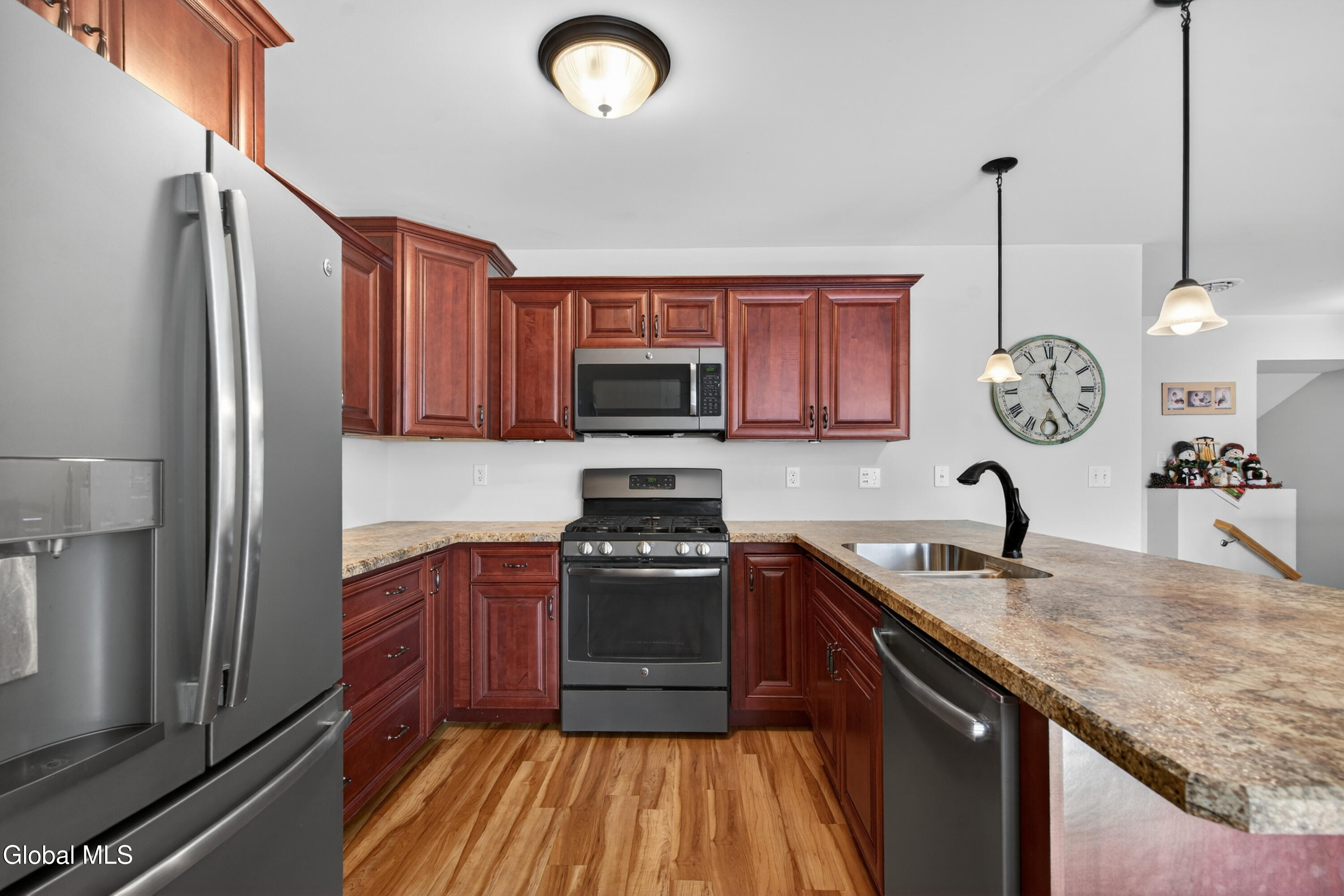 150 Paddock Circle Rotterdam, NY 12306 - Photo 7 of 25 31-print-150-paddock-cir