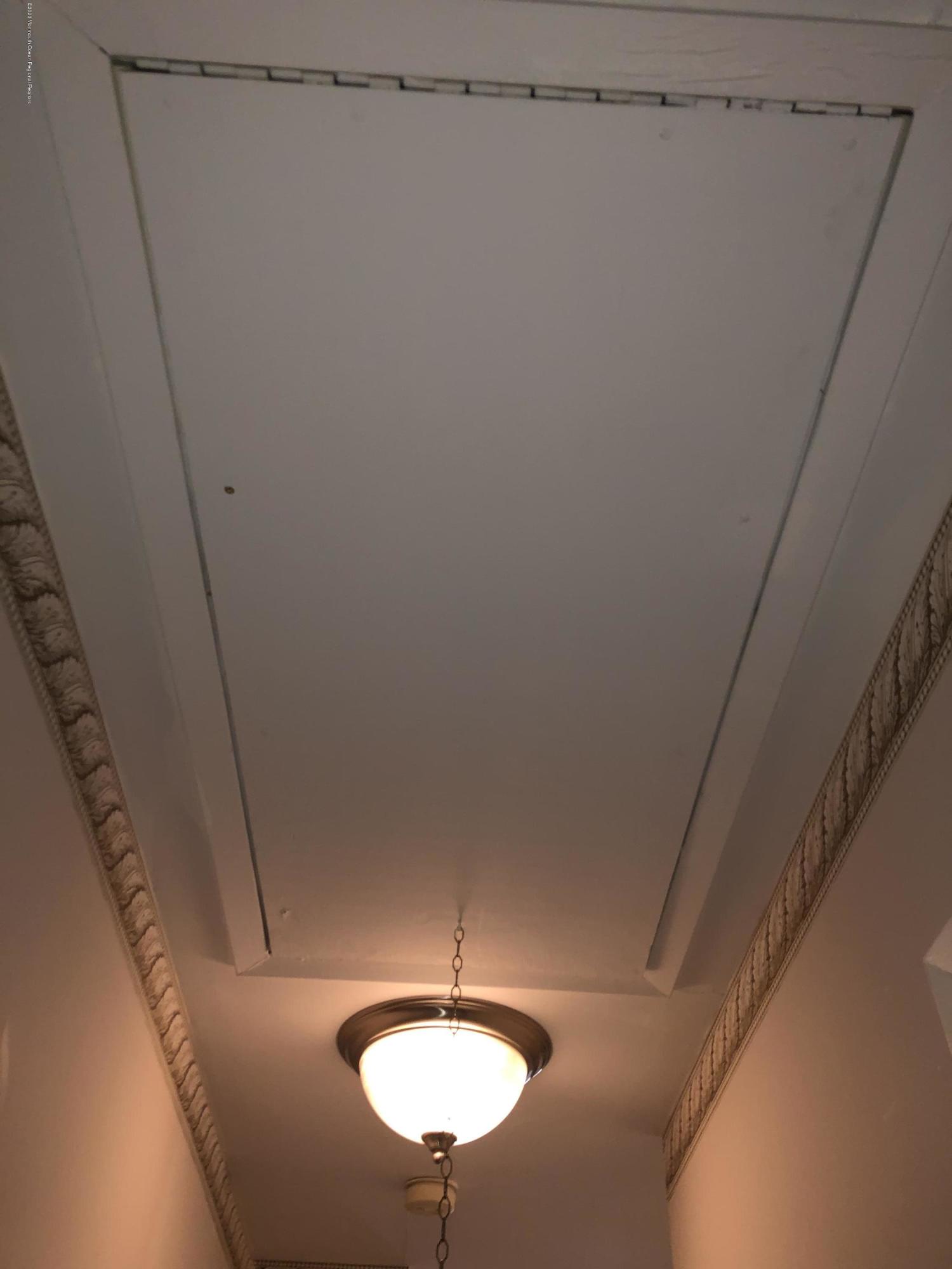 22 Abbey Road Brick, NJ 08723 - Photo 20 of 22 a view of a hallway