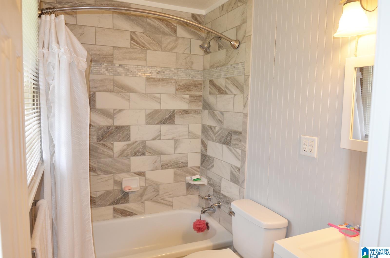 2093 Dearmanville Road Anniston, AL 36207 - Photo 15 of 32