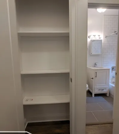 $2,095 | 2643 North Spaulding Avenue, Unit 1E, Chicago, IL 60647