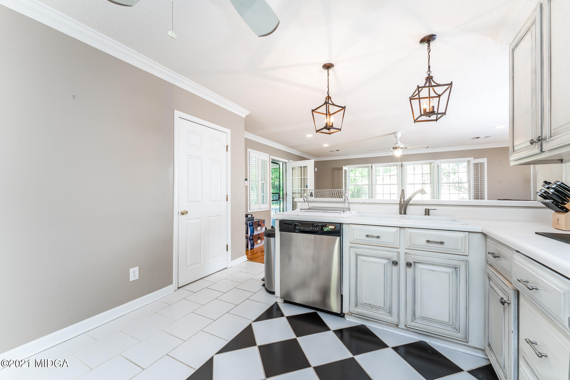 490 Pinecrest Road Macon, GA 31204 - Photo 15 of 33 15-DSC07220