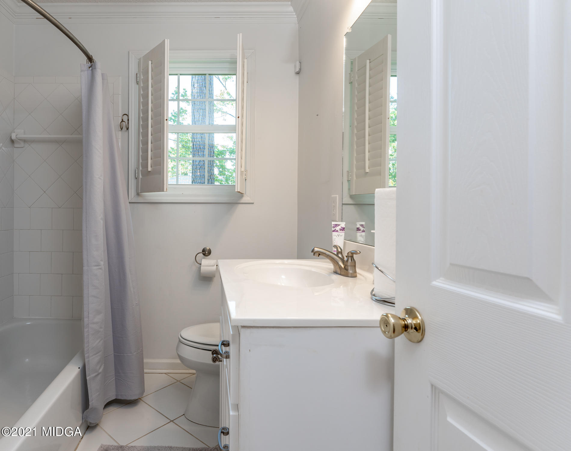 490 Pinecrest Road Macon, GA 31204 - Photo 9 of 33 09-DSC07206