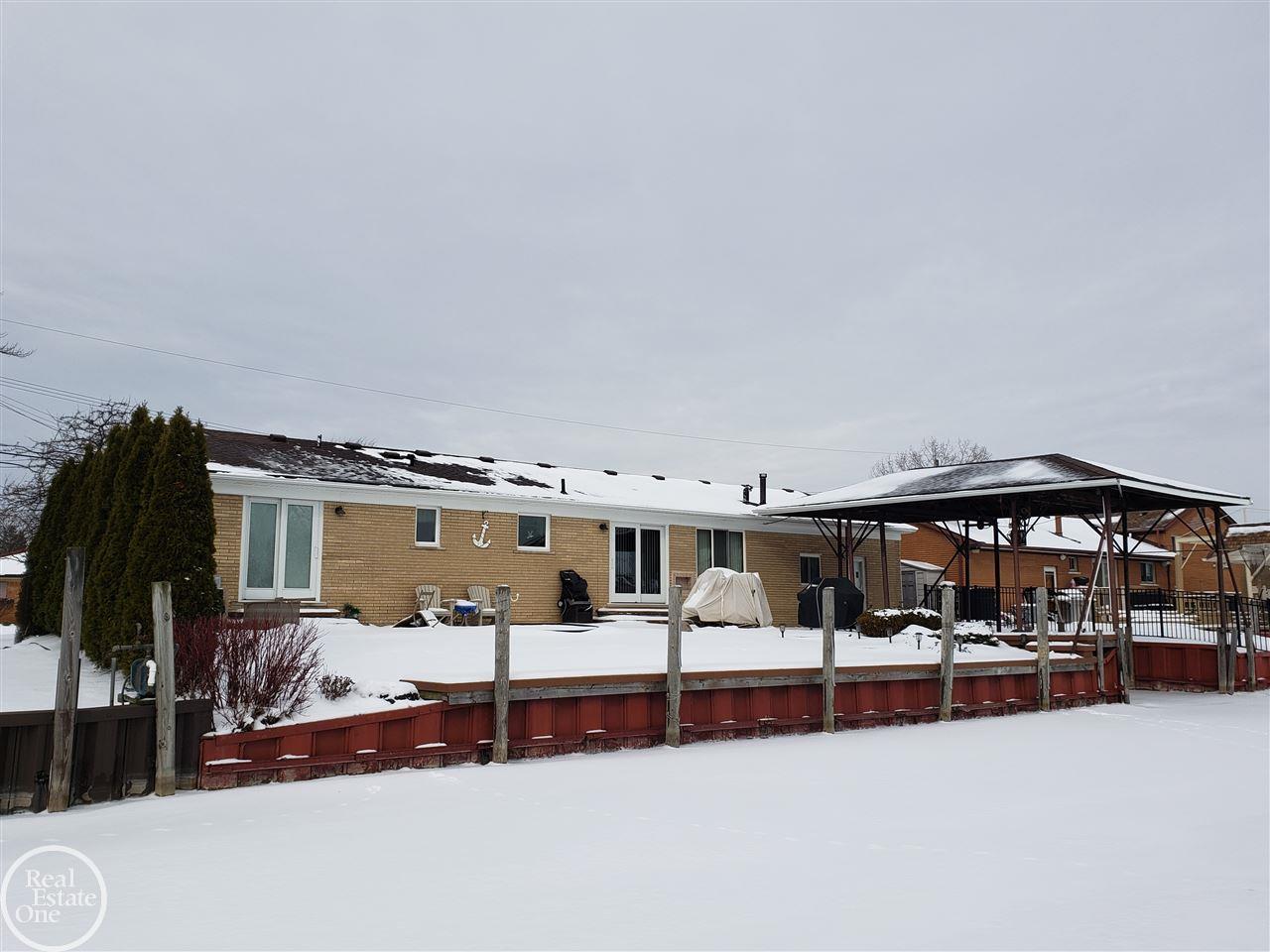 37984 Pointe Rosa Street Harrison Township, MI 48045 - Photo 2 of 33 31370813-1.JPG