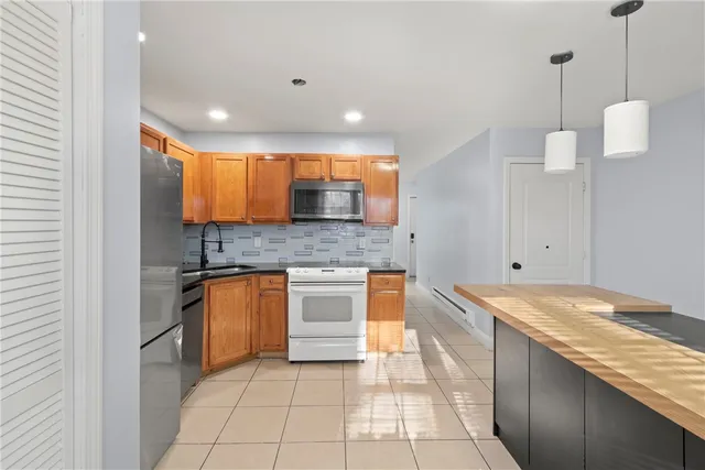 $279,000 | 102 Dixon Street, Unit 12, Providence, RI 02907