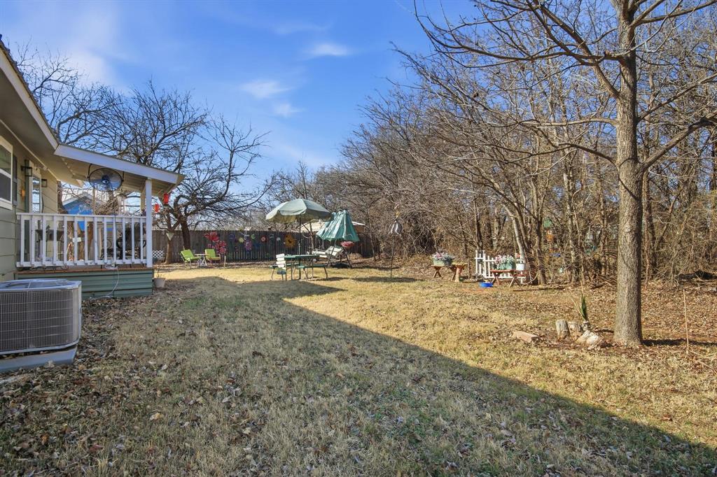126 4th Street Tuscola, TX 79562 - Photo 28 of 31 a view of yard with trees