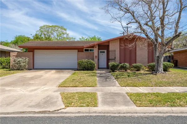 $264,900 | 3710 Pope Drive, Corpus Christi, TX 78411