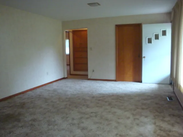 $132,500 | 423 West Garfield Avenue, Cissna Park, IL 60924