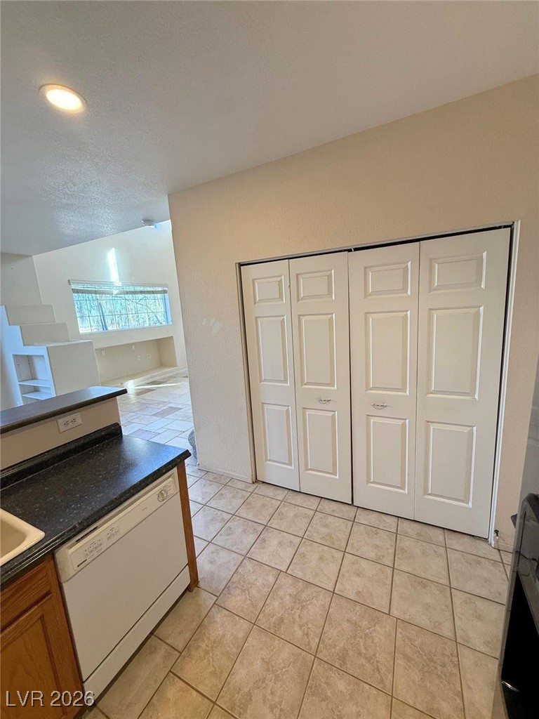 664 Solitude Point Avenue Henderson, NV 89012 - Photo 10 of 43