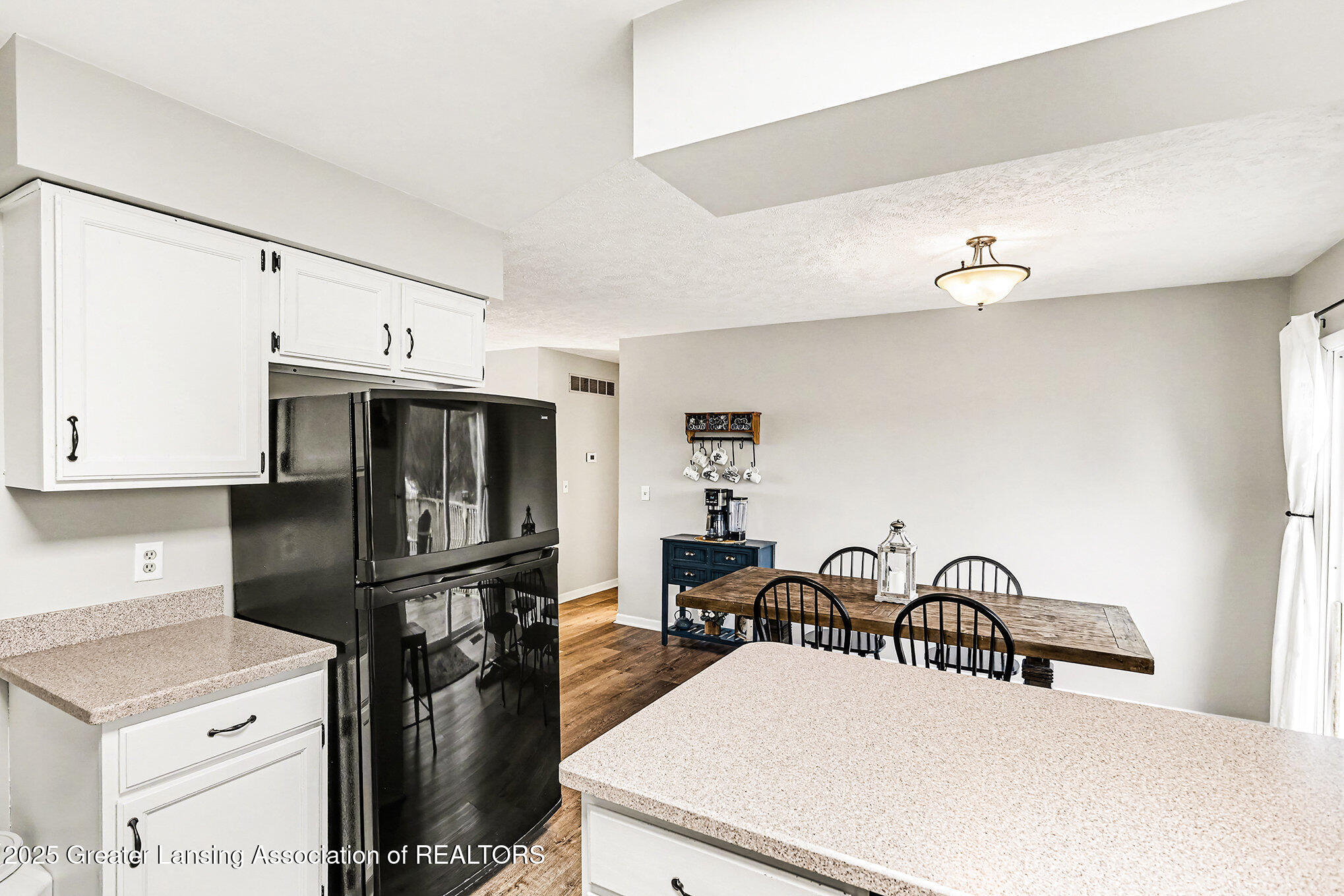10210 Barnes Road Eaton Rapids, MI 48827 - Photo 10 of 27 010_file_744