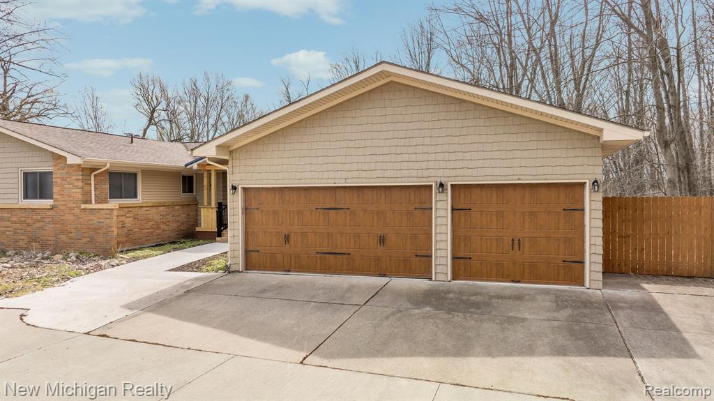 2570 Imlay City Road Lapeer, MI 48446 - Photo 48 of 51