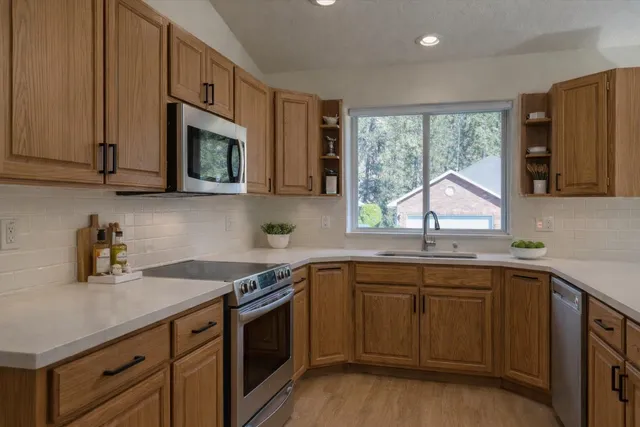 $435,000 | 5704 South Pony Court, Spokane, WA 99224