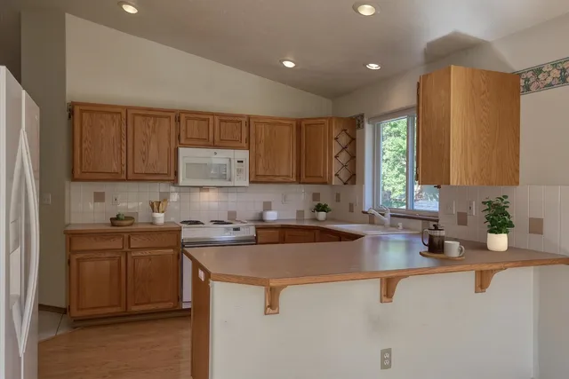 $435,000 | 5704 South Pony Court, Spokane, WA 99224