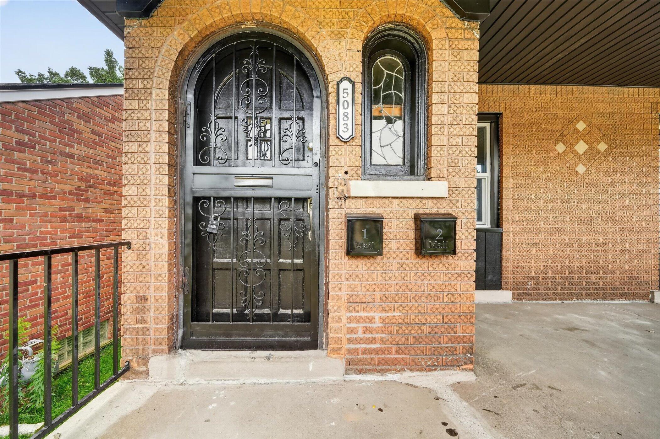 5083 Devonshire Road Detroit, MI 48224 - Photo 4 of 48 06-5083-Devonshire-Rd-WindowStill-Photog