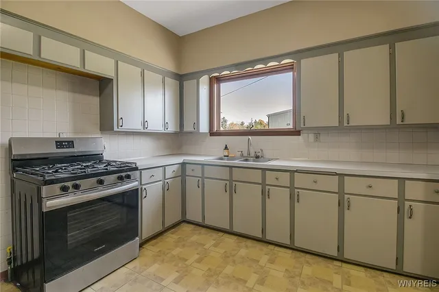 $199,900 | 2160 Bullis Road, Elma, NY 14059