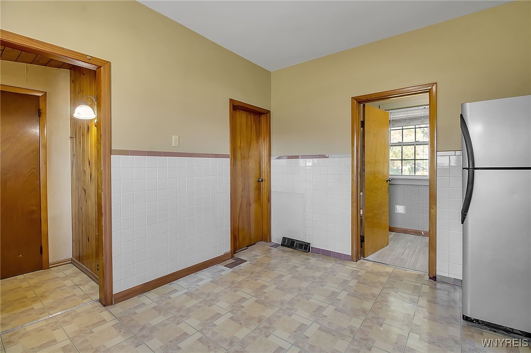 2160 Bullis Road Elma, NY 14059 - Photo 15 of 38