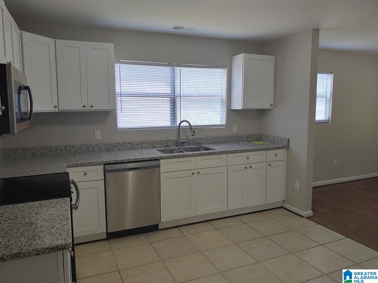 946 Clark Mountain Road North Bessemer, AL 35023 - Photo 5 of 21