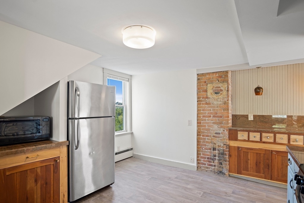 83 Marvin Road, Unit 3 Melrose, MA 02176 - Photo 8 of 22