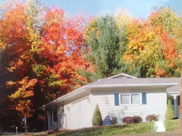 4854 Bishop Road Dryden, MI 48428 - Photo 2 of 43 Fall front side.jpg