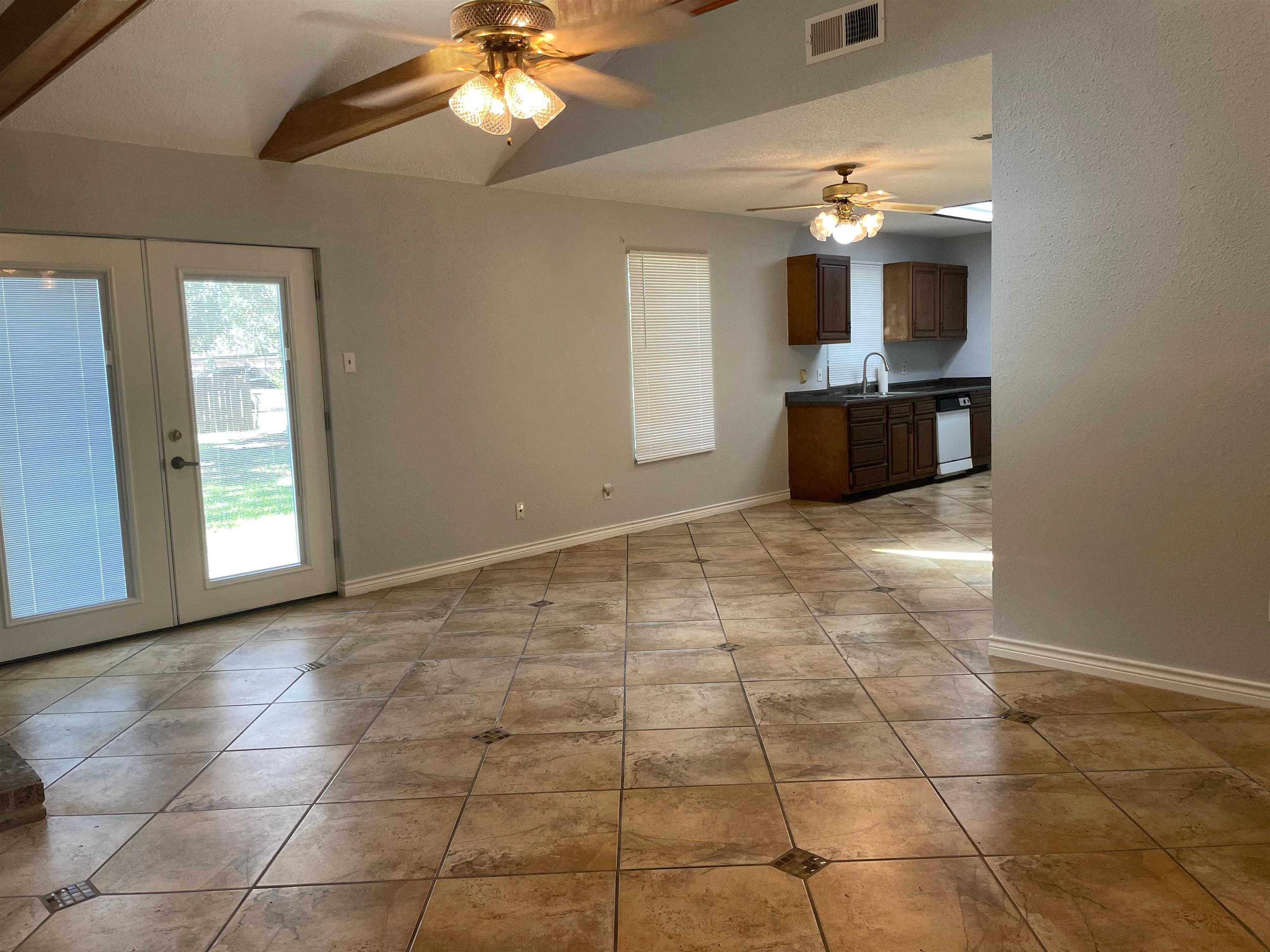 4950 Avie Lane Beaumont, TX 77708 - Photo 4 of 9 Gallery Image 4