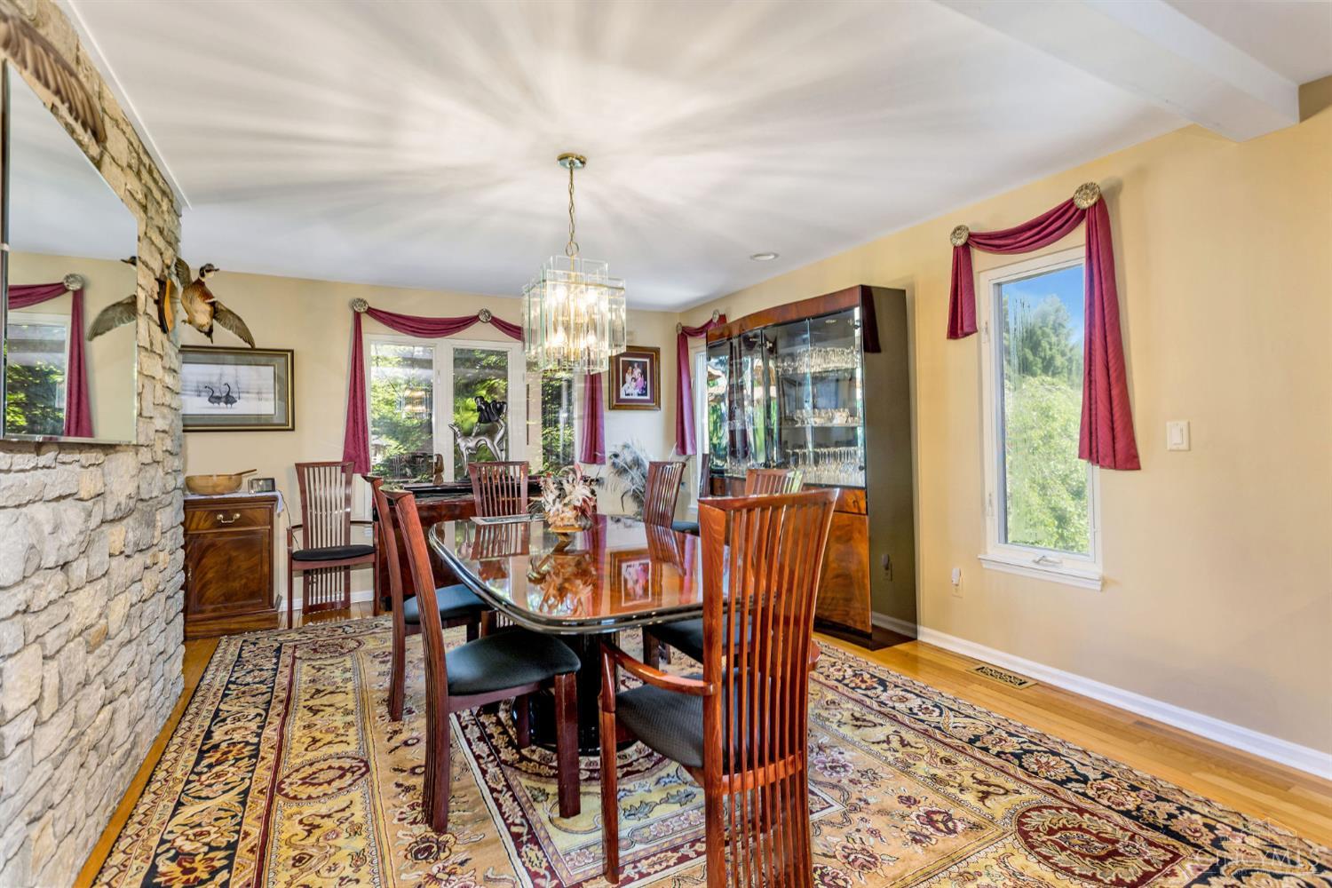 4885 Beechwood Road Cincinnati, OH 45244 - Photo 23 of 51