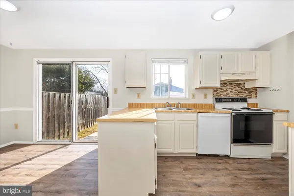 $319,900 | 1758 Springfield Lane, Frederick, MD 21702