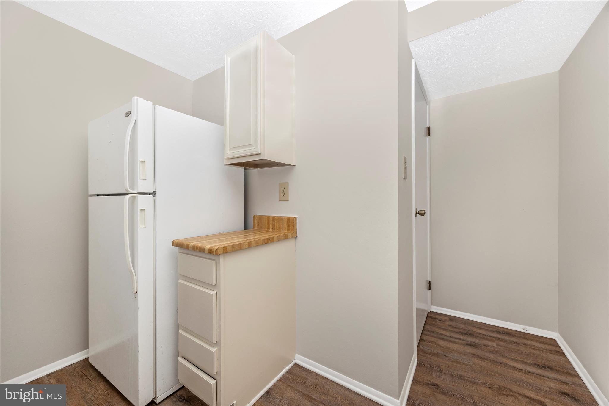 1758 Springfield Lane Frederick, MD 21702 - Photo 21 of 51 Kitchen