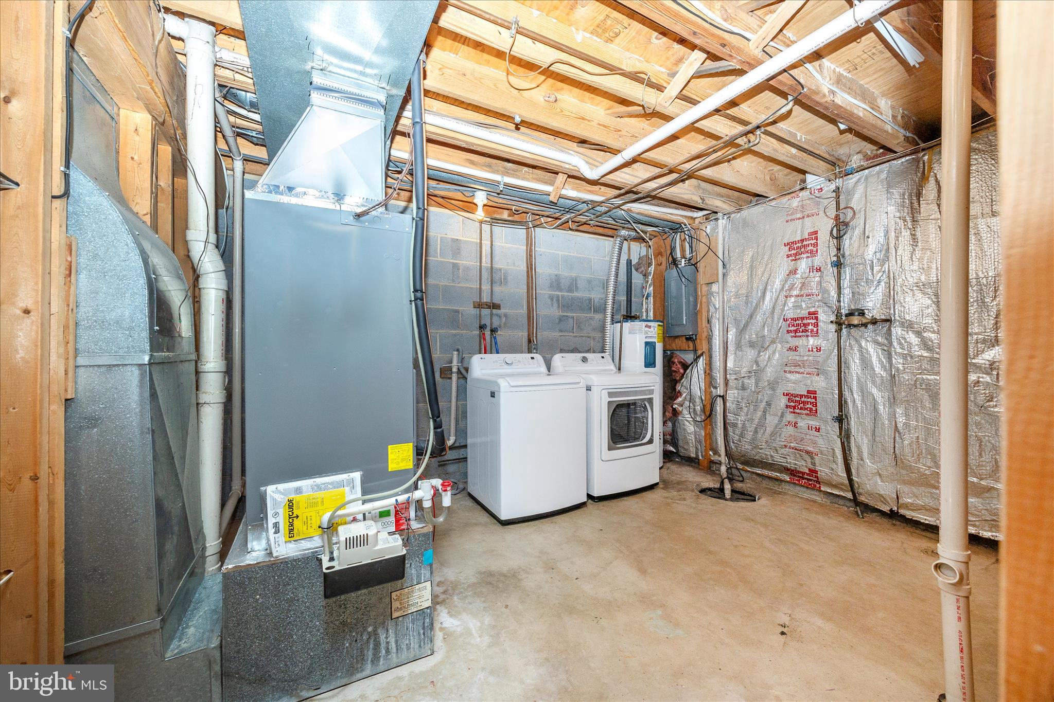 1758 Springfield Lane Frederick, MD 21702 - Photo 39 of 51 Laundry