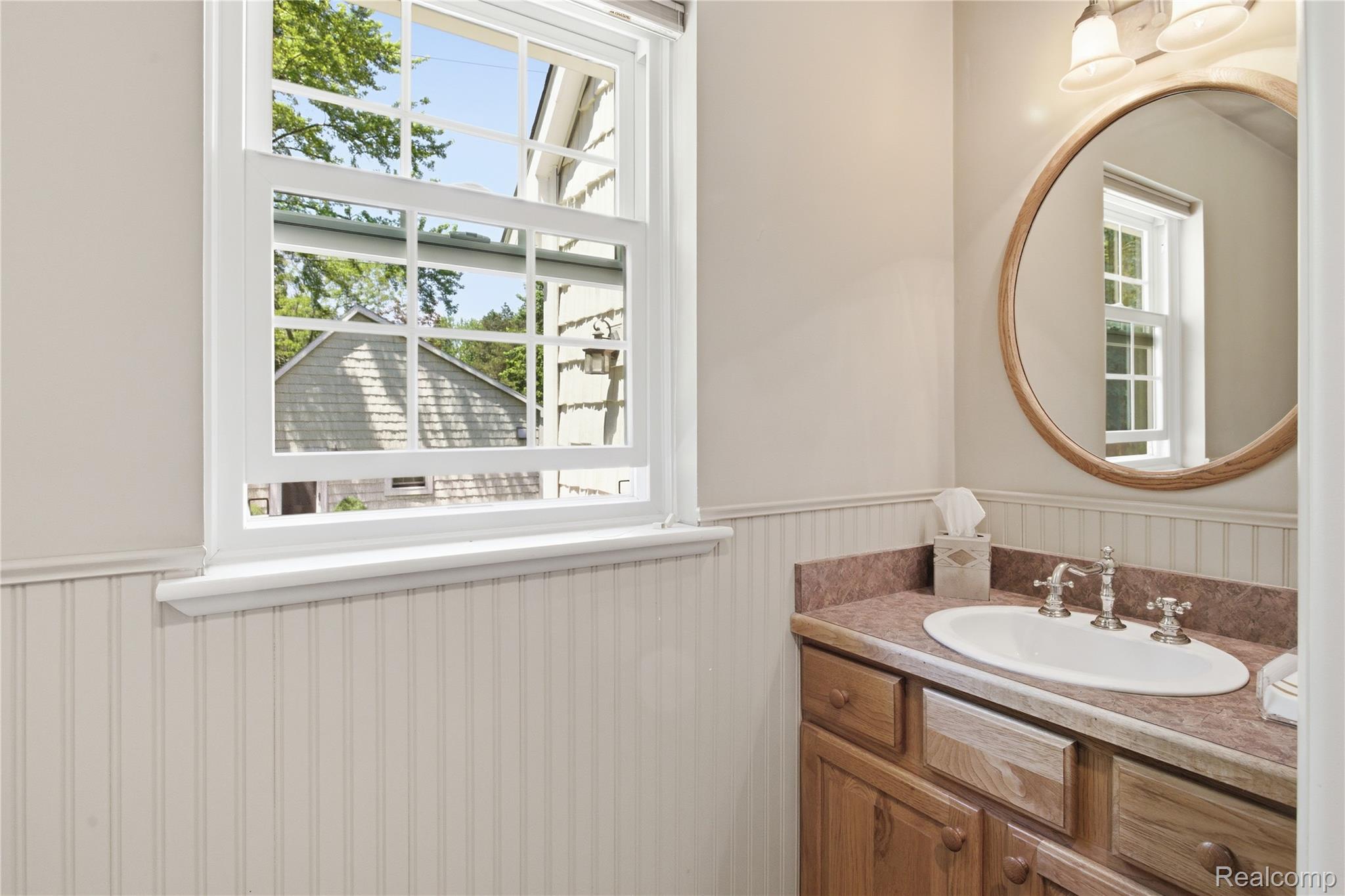 830 Hemingway Road Lake Orion, MI 48362 - Photo 19 of 70 244A3890.jpg