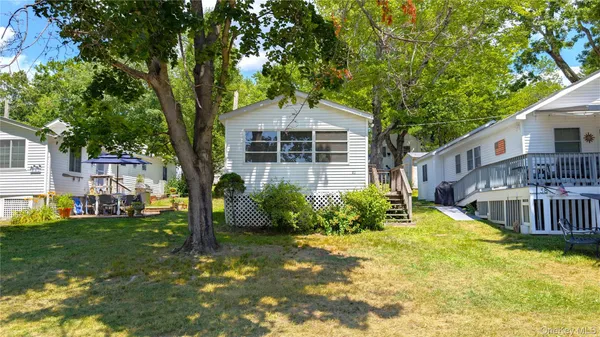 $84,999 | 40 Gardenia Circle, Unit 40, Hopewell Junction, NY 12533