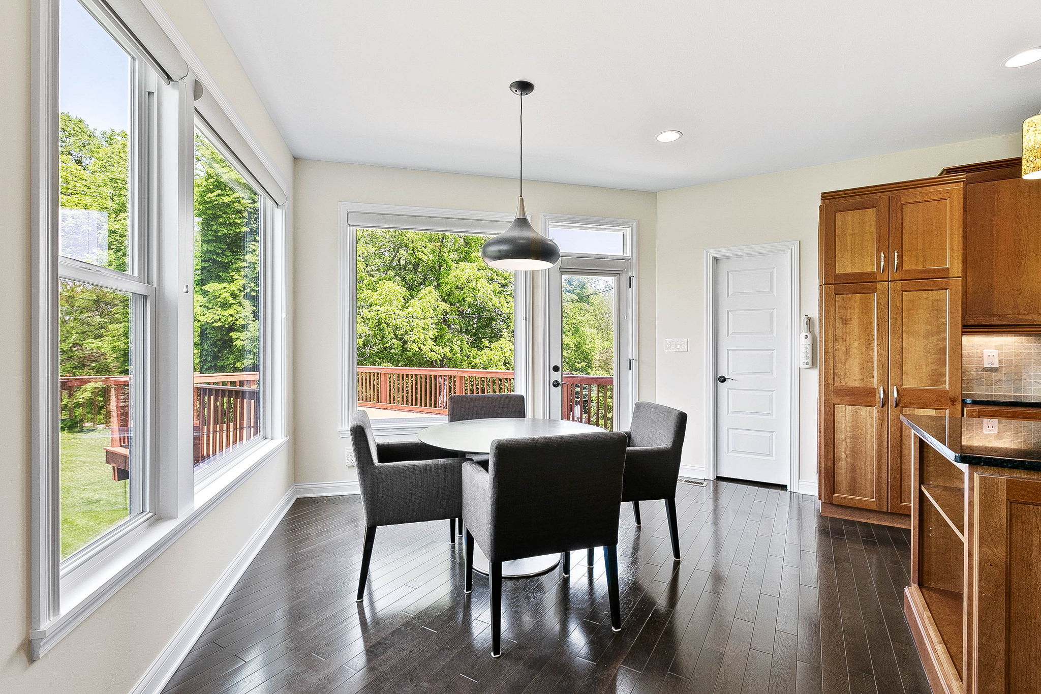 3912 Pelham Road Carmel, IN 46074 - Photo 8 of 66 Gallery Image 8