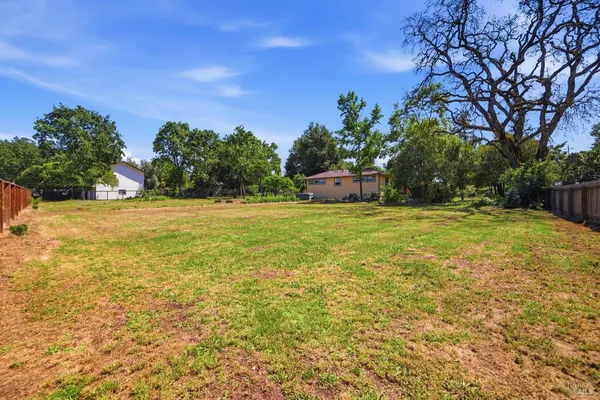 $960,000 | 644 Piezzi Road, Santa Rosa, CA 95401