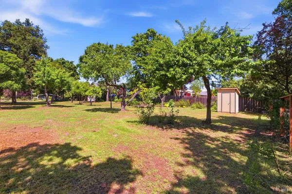 $960,000 | 644 Piezzi Road, Santa Rosa, CA 95401