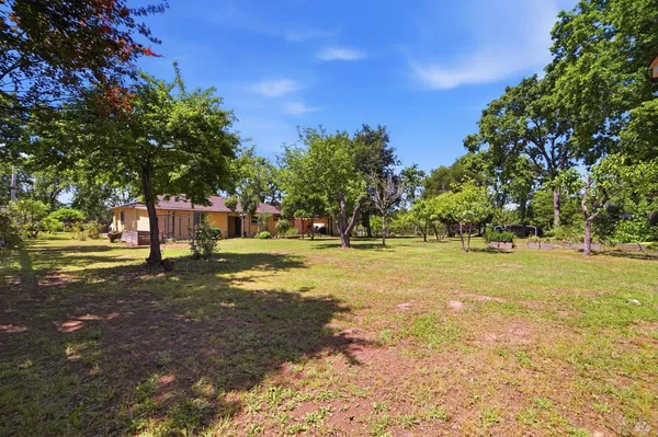 $960,000 | 644 Piezzi Road, Santa Rosa, CA 95401